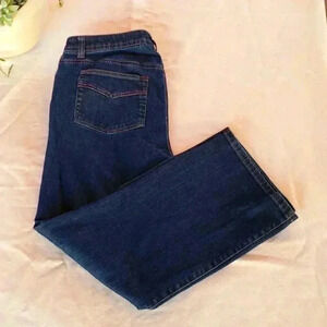 Izod Women's straight cut Jeans Size 8